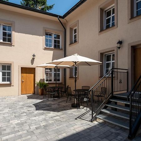 Central Platinum Apartments 24 雷布尼克 外观 照片