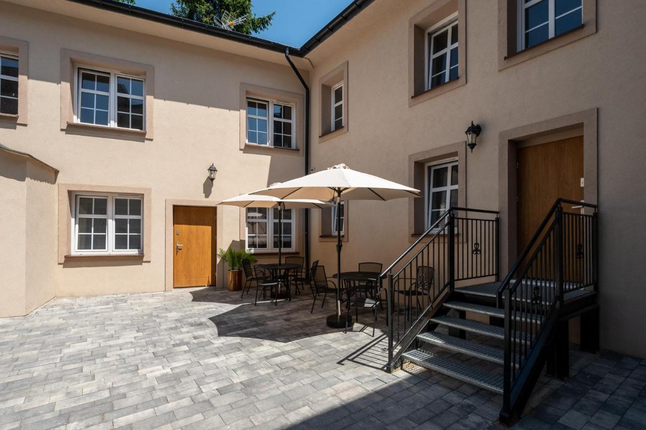 Central Platinum Apartments 24 雷布尼克 外观 照片